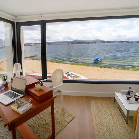 Willa Casa Maeca. En La Playa Y Recien Reformada. Vilagarcia de Arousa