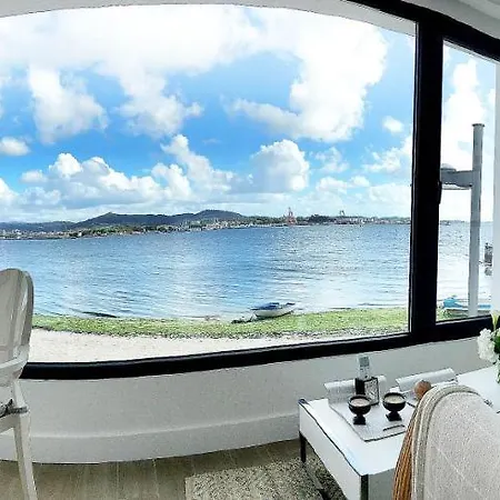 Casa Maeca. En La Playa Y Recien Reformada. Vilagarcia de Arousa