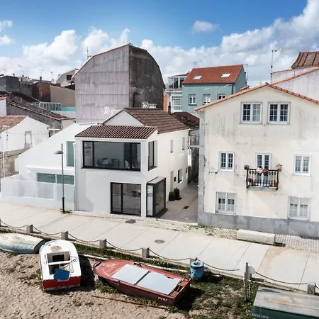 Casa Maeca. En La Playa Y Recien Reformada. Вильягарсия-де-Ароса