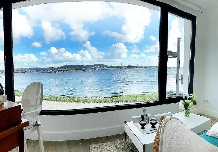 Casa Maeca. En La Playa Y Recien Reformada. ビラガルシーア・デ・アロウサ