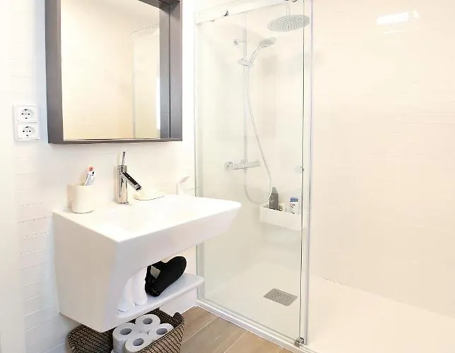 Casa Maeca. En La Playa Y Recien Reformada. ヴィラ ビラガルシーア・デ・アロウサ