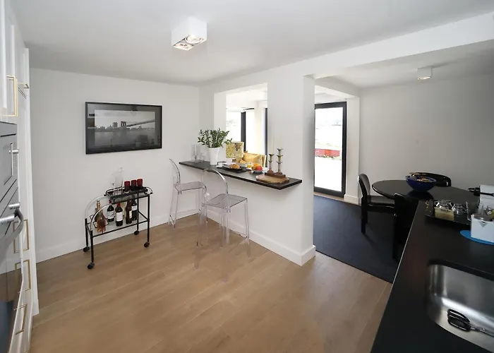 Casa Maeca. En La Playa Y Recien Reformada. ヴィラ ビラガルシーア・デ・アロウサ